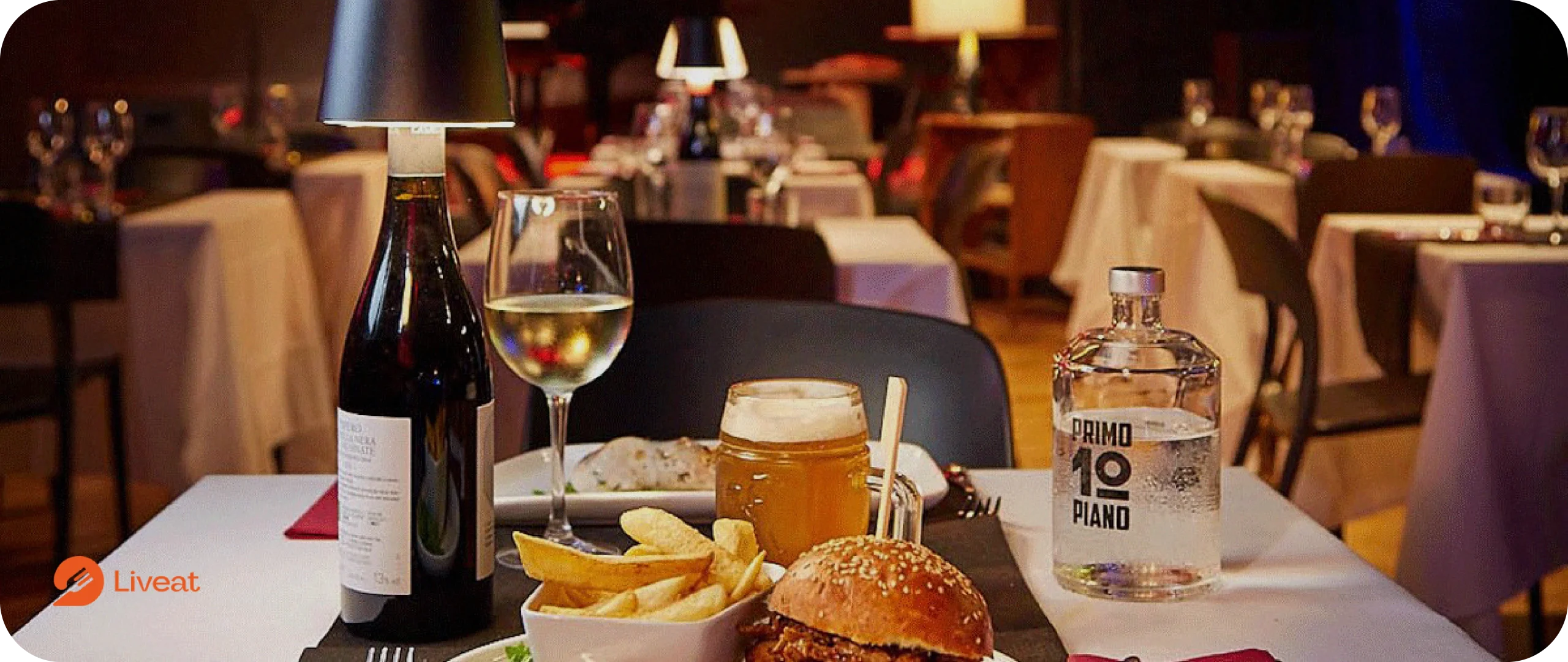 Elegant restaurant in Italy, dinner with wine, beer and gourmet burgers. High-quality restaurant marketing for agencies.