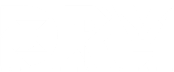 Logo "DRY" bianco su sfondo blu, design geometrico moderno. Caso studio pagina numeri.